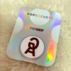 Good American pop socket
